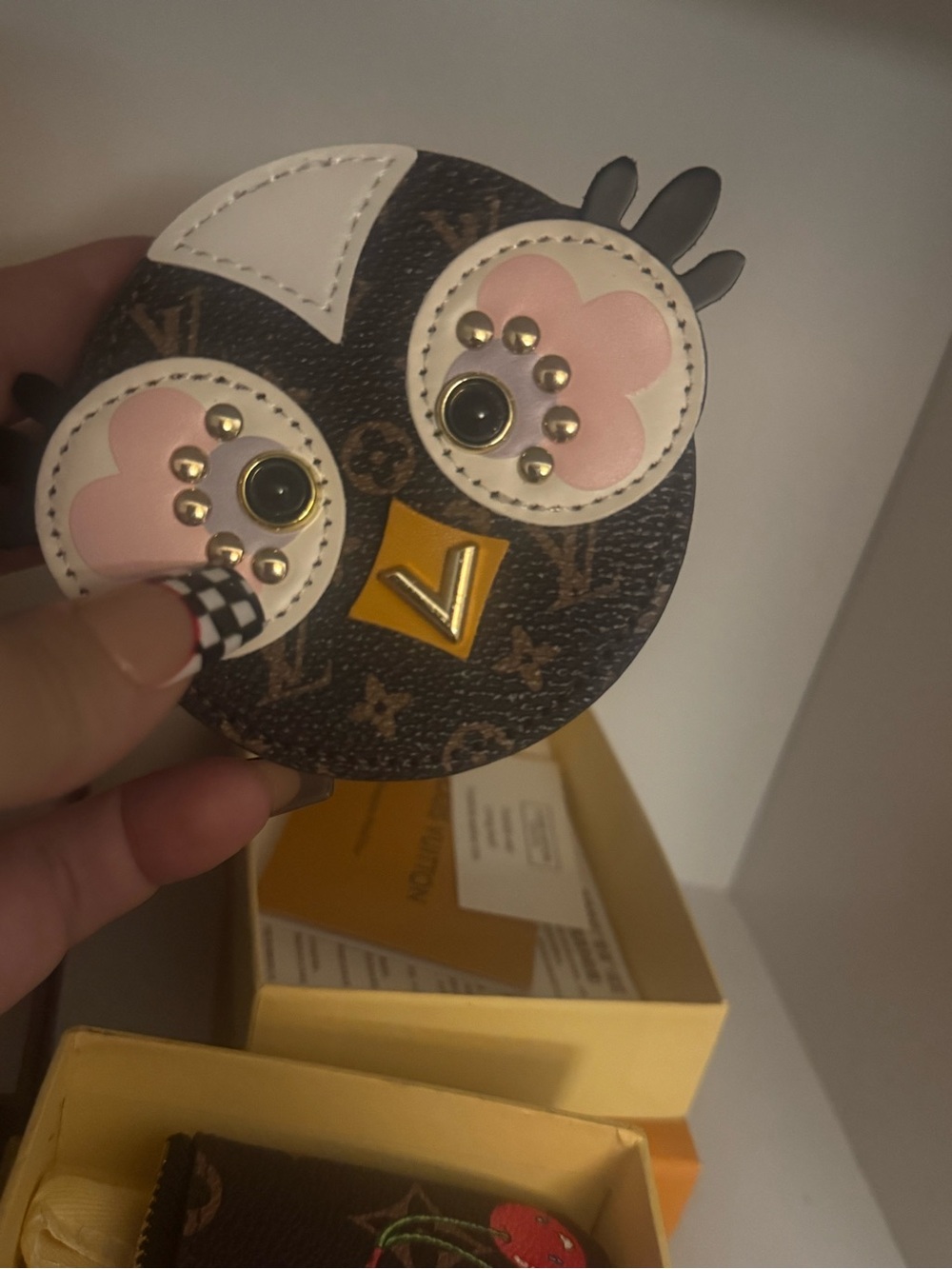 Owl zip keychain
